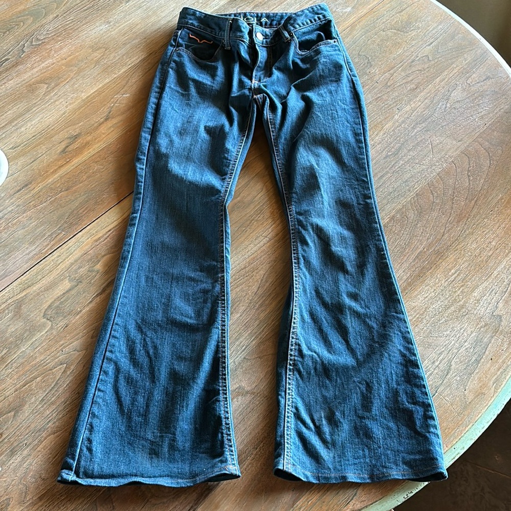 Good condition, Lolas